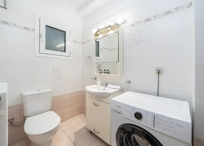 Vibes 7 * Argostoli (Kefalonia)